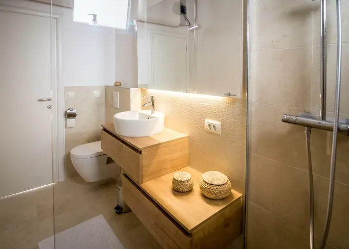 Terra Rossa Apartment